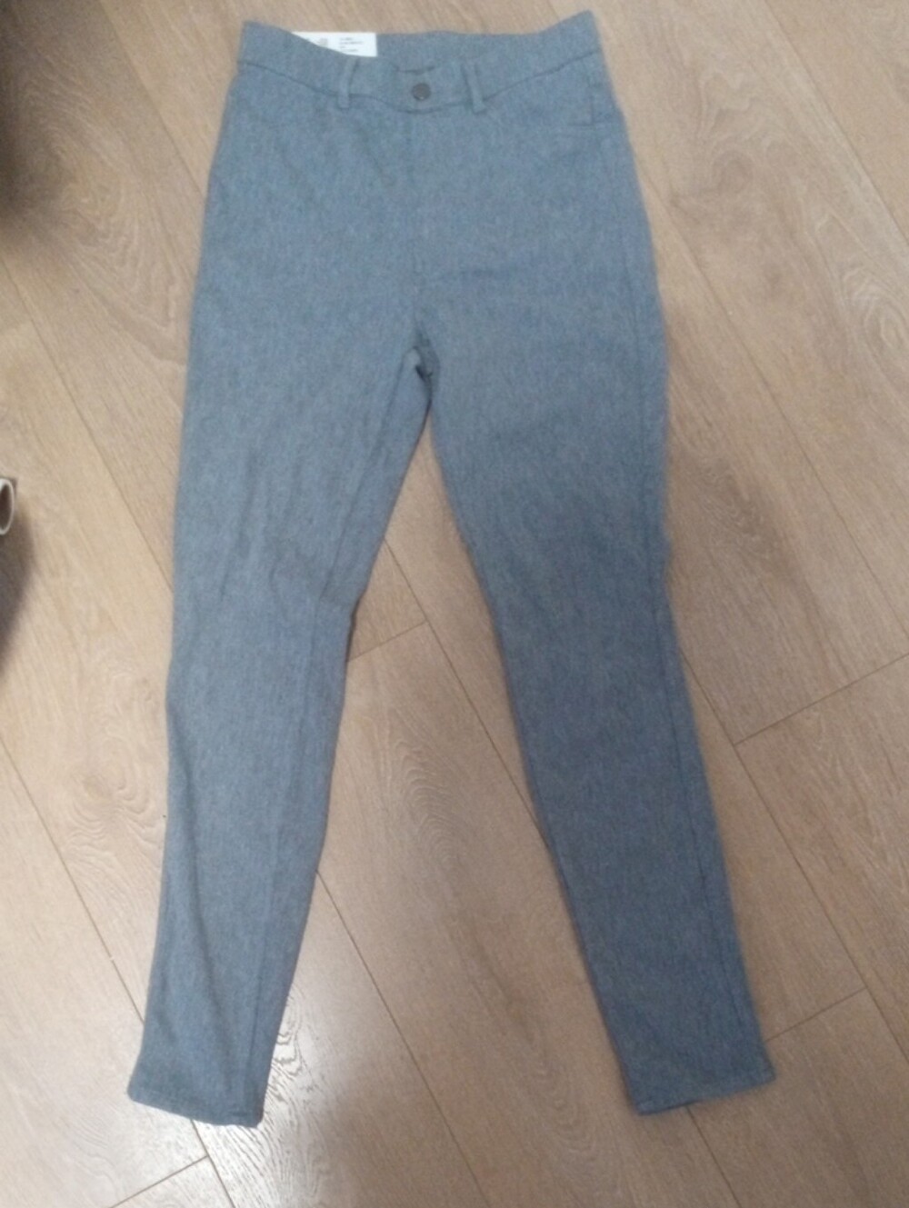 Uniqlo Grey Skinny Ponte Pants